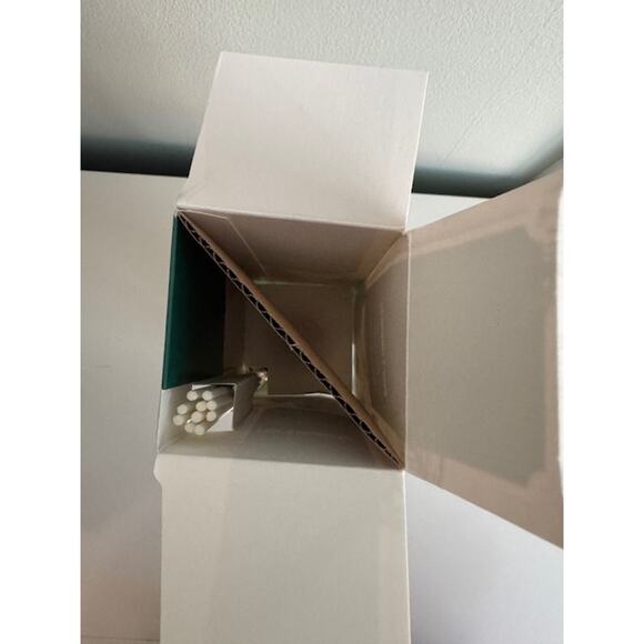 Pier 1 Imports Fresh Balsam Home Fragrance Oil Reed Diffuser 8 Fl oz NEW READ - Picture 5 of 5